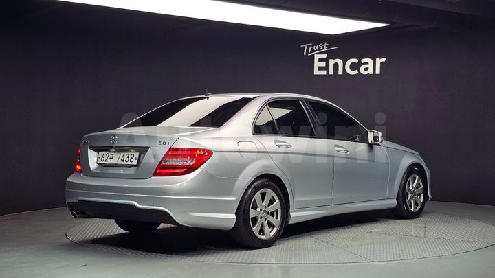 Mercedes-Benz C Class 2013 — 2