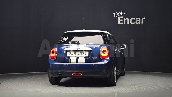 Mini Cooper 2015 — 4