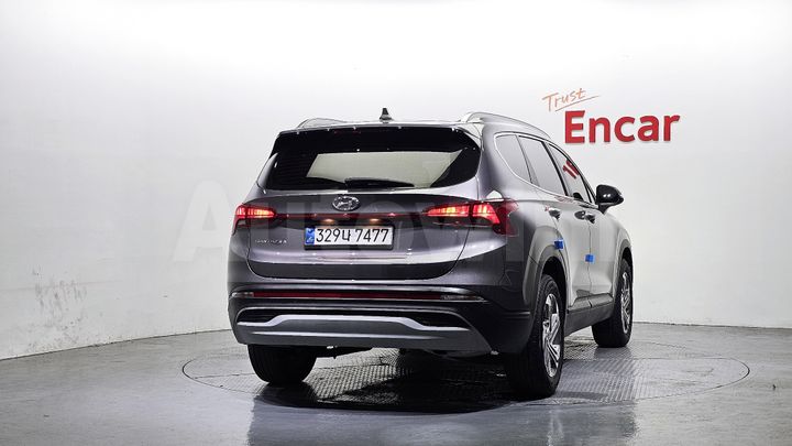 Hyundai SantaFe 2022 — 4
