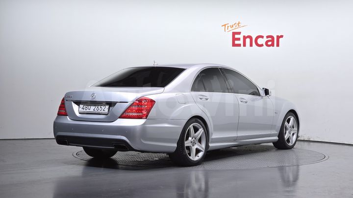 Mercedes-Benz S Class 2010 — 2