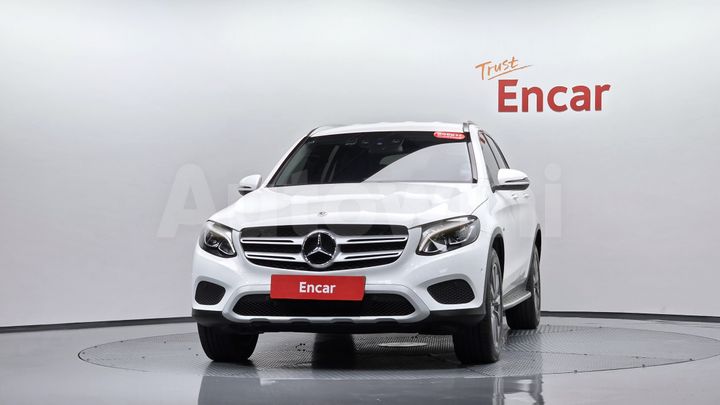 Mercedes-Benz GLC Class 2019 — 2