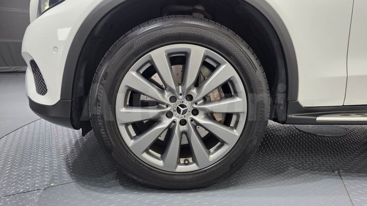 Mercedes-Benz GLC Class 2019 — 4