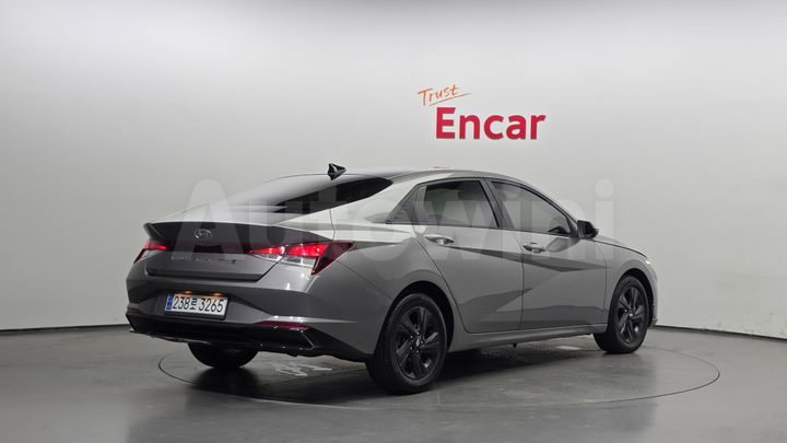 Hyundai Avante 2022 — 2