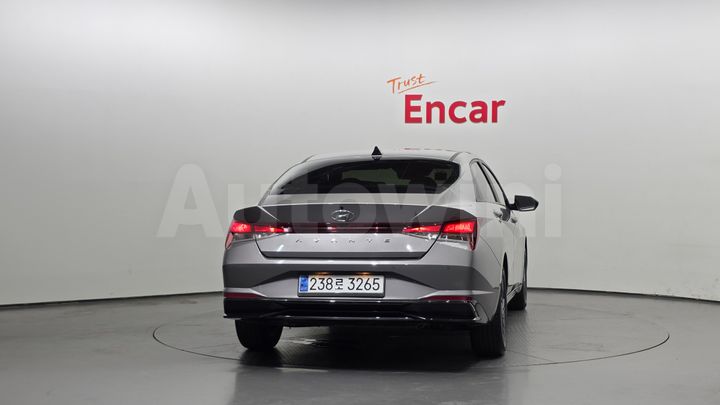 Hyundai Avante 2022 — 4