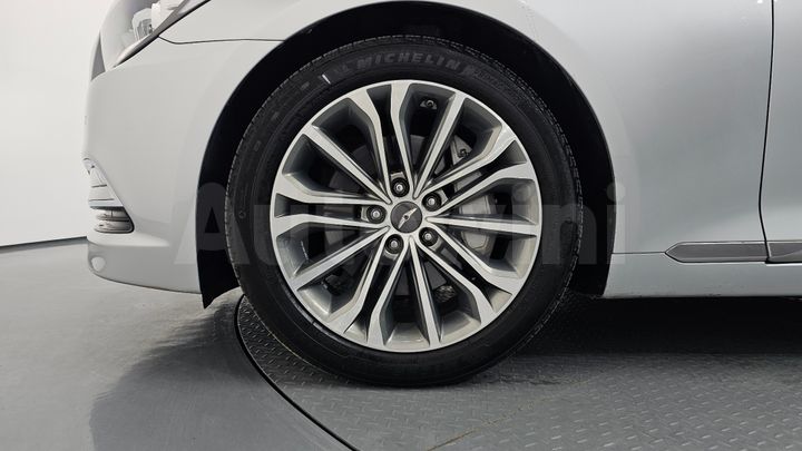 Hyundai Genesis 2015 — 4