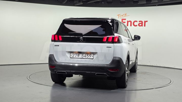 Peugeot 5008 2018 — 4