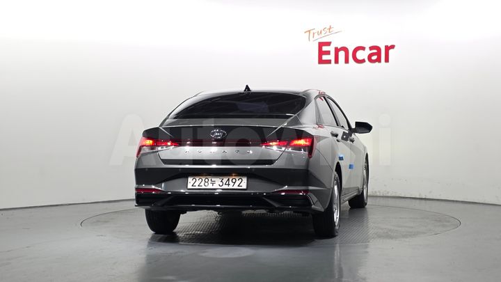 Hyundai Avante 2023 — 4