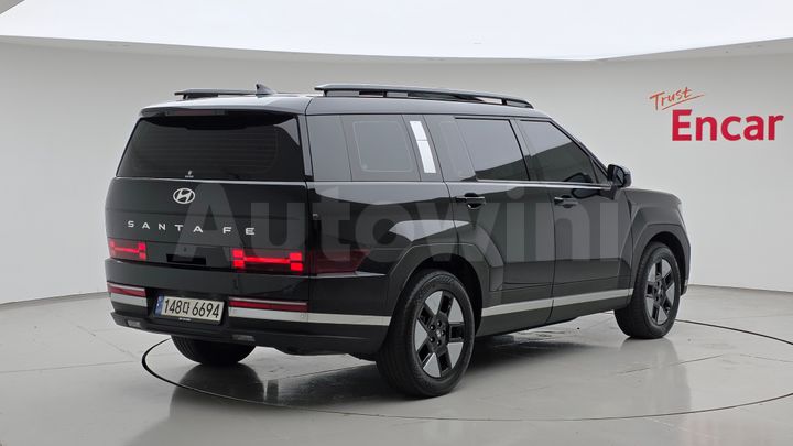 Hyundai SantaFe 2024 — 2