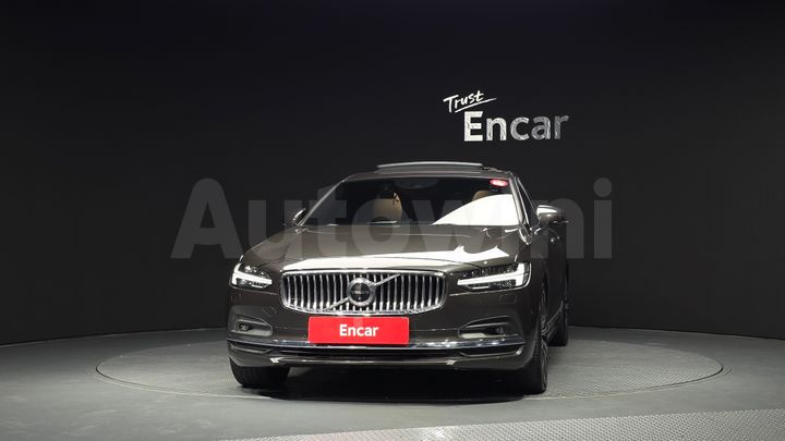 Volvo S90 2021 — 3
