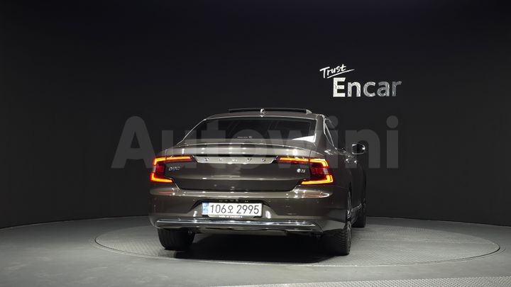Volvo S90 2021 — 4