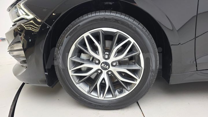 Kia K5 2021 — 5