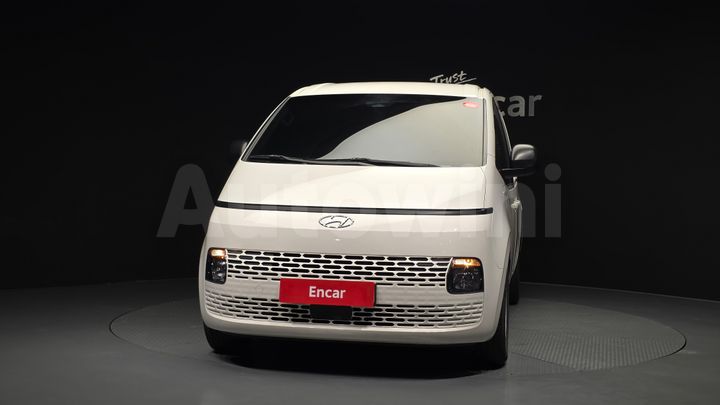 Hyundai Staria 2022 — 3
