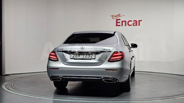 Mercedes-Benz E Class 2018 — 4
