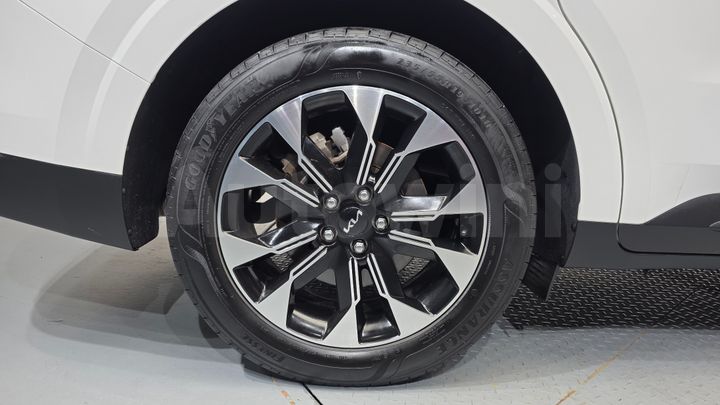 Kia Carnival 2023 — 5
