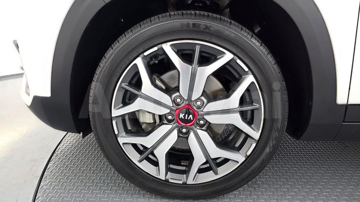 Kia Seltos 2022 — 5
