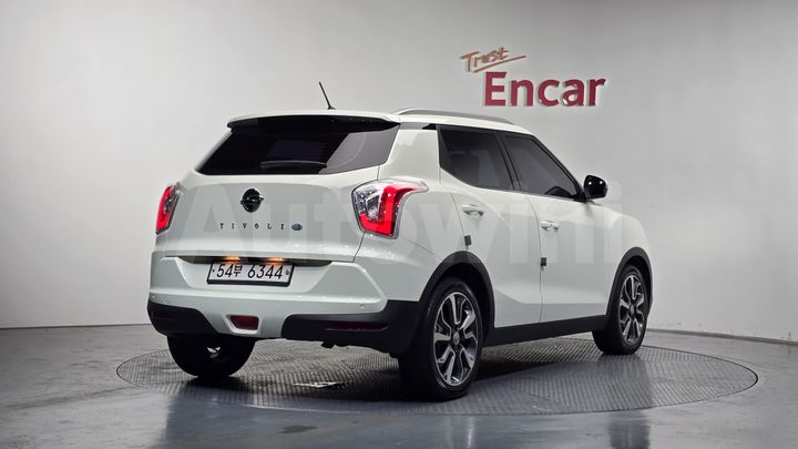 KGM (Ssangyong) Tivoli 2016 — 2