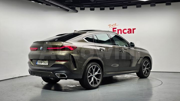BMW X6 2023 — 2
