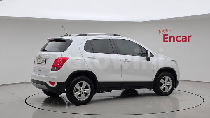 Chevrolet Trax 2021 — 2