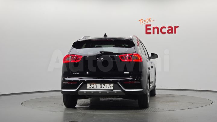 Kia Niro 2018 — 3