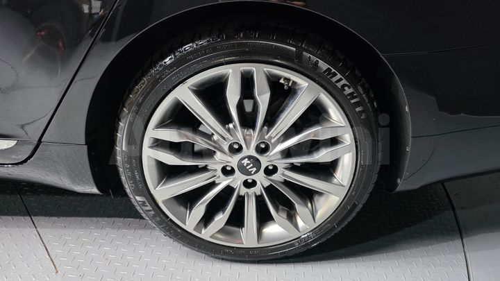 Kia K7 2020 — 5