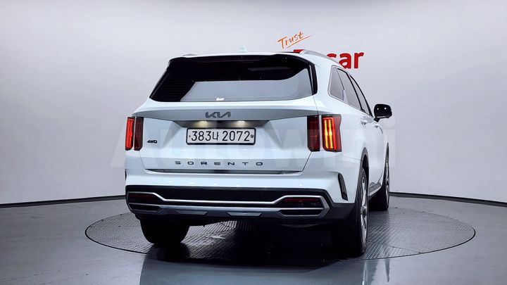 Kia Sorento 2022 — 4