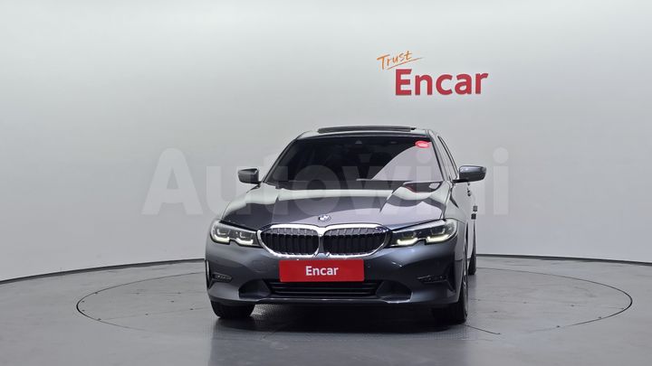 BMW 3 Series 2020 — 3