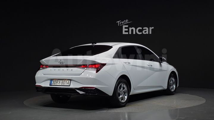 Hyundai Avante 2023 — 2