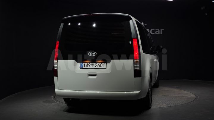 Hyundai Staria 2025 — 4