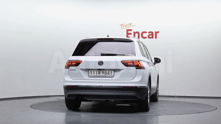 Volkswagen Tiguan 2020 — 4