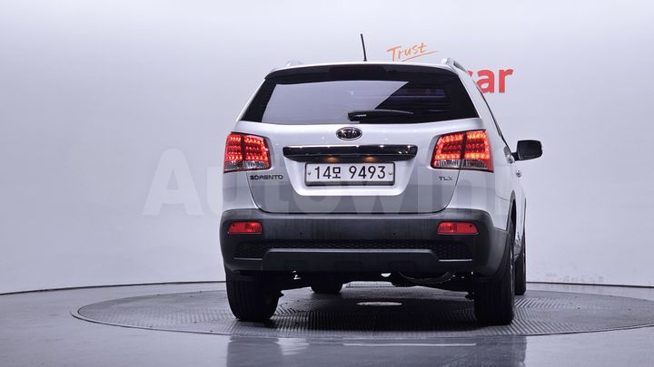 Kia Sorento 2012 — 4