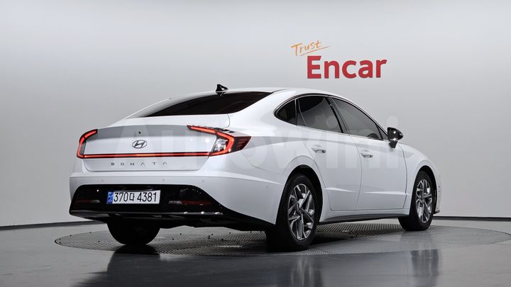 Hyundai Sonata 2022 — 2