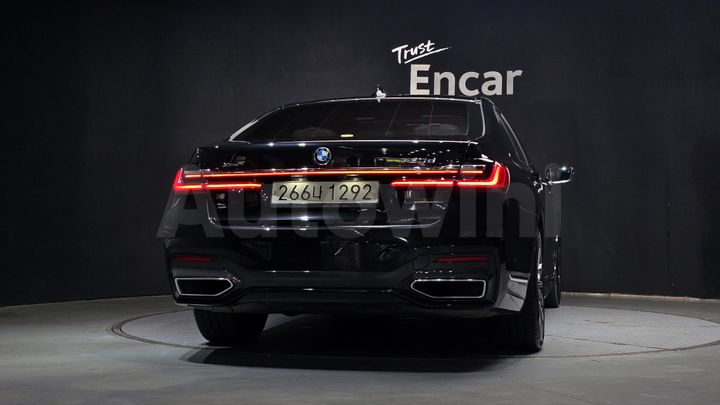 BMW 7 Series 2020 — 4