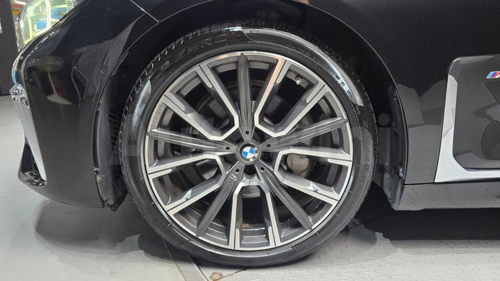 BMW 7 Series 2020 — 5
