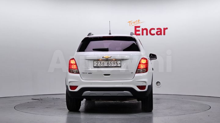 Chevrolet Trax 2018 — 4