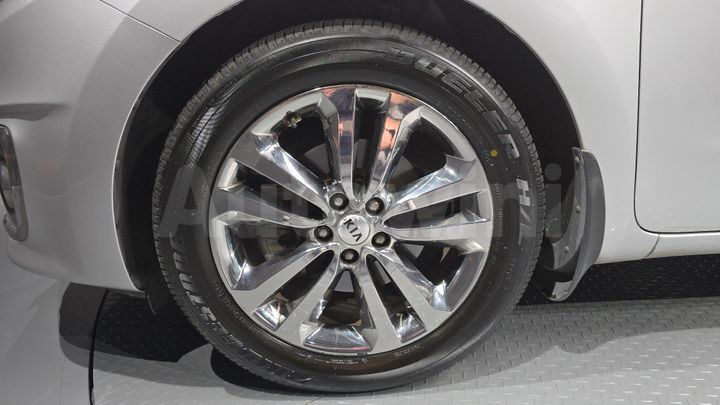 Kia Carnival 2016 — 5