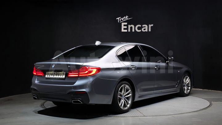 BMW 5 Series 2017 — 2