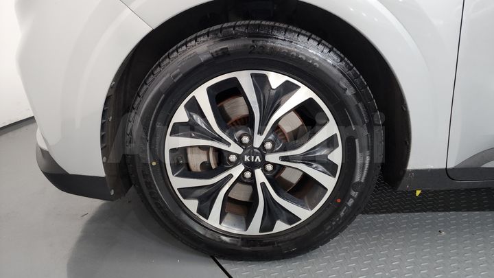 Kia Carnival 2021 — 4