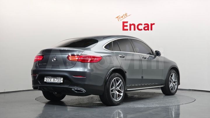 Mercedes Benz GLC Class 2017 — 2
