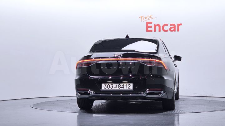 Hyundai Grandeur 2023 — 3