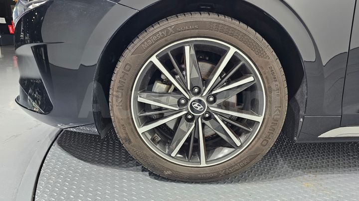 Hyundai Grandeur 2023 — 4