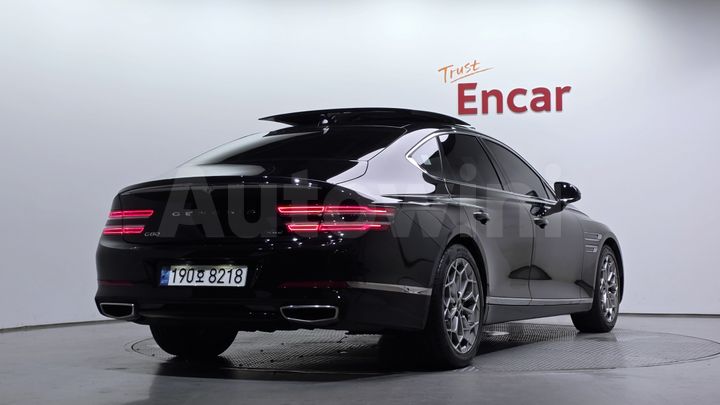 Genesis G80 2022 — 2