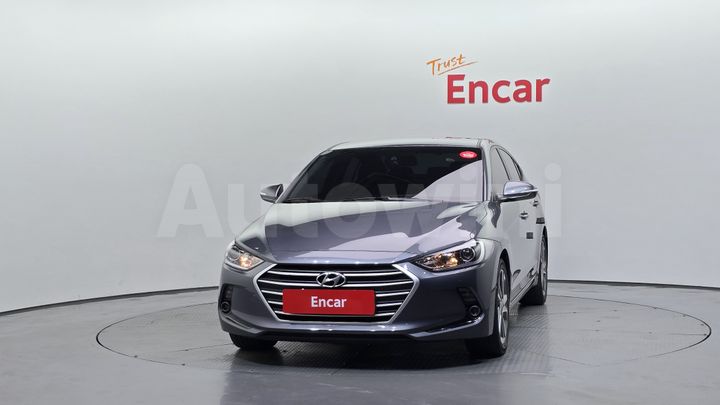 Hyundai Avante 2018 — 3