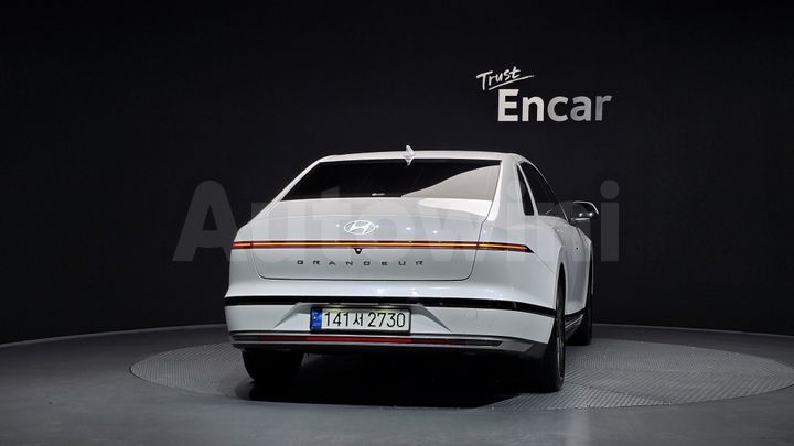 Hyundai Grandeur 2023 — 4