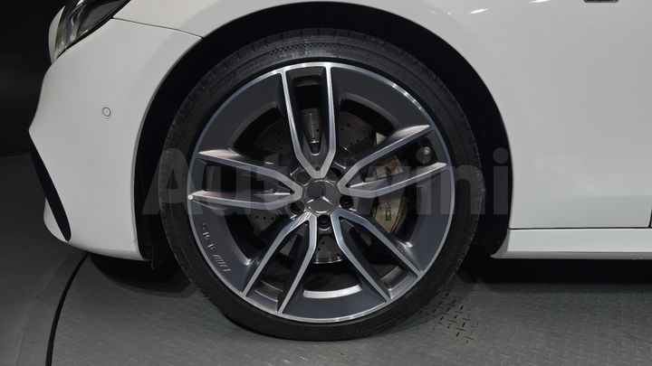 Mercedes-Benz E Class 2019 — 5