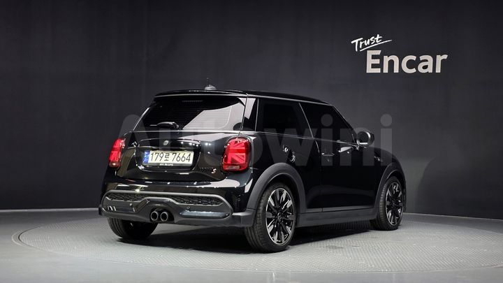 Mini Cooper 2023 — 2