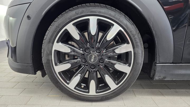 Mini Cooper 2023 — 5