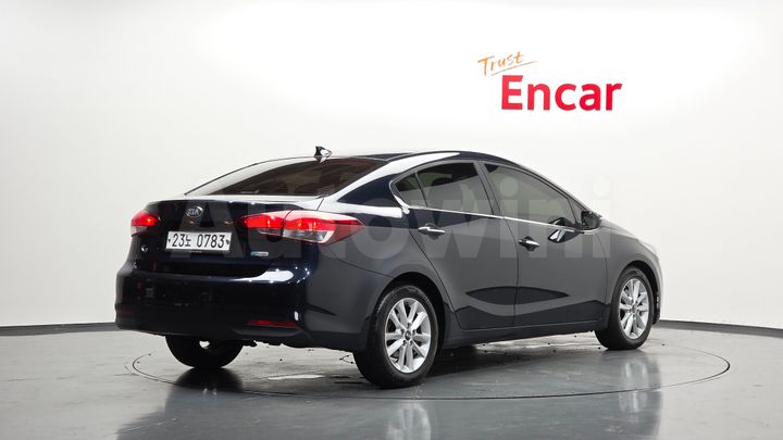 Kia K3 2016 — 2