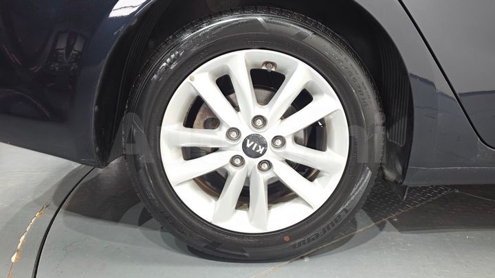Kia K3 2016 — 5