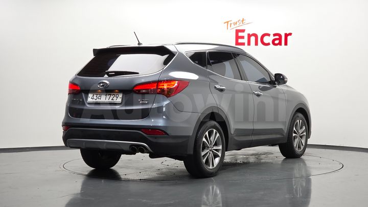 Hyundai SantaFe 2015 — 2