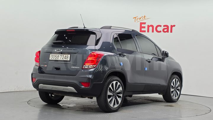Chevrolet Trax 2022 — 2